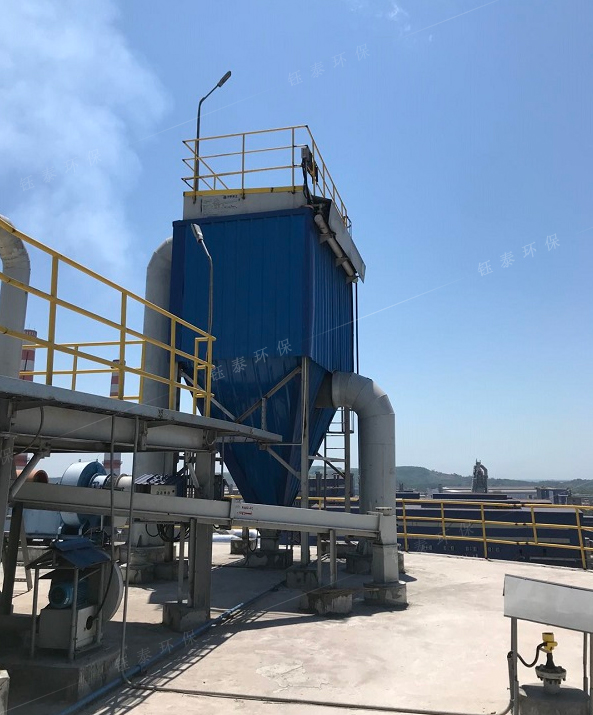 灰?guī)鞄?kù)頂除塵器